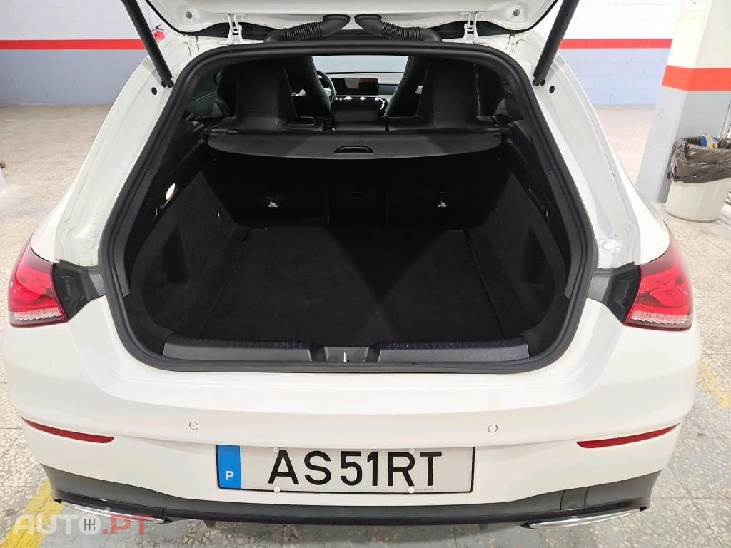 Mercedes-Benz CLA 180 d Shooting Brake AMG Line Aut.