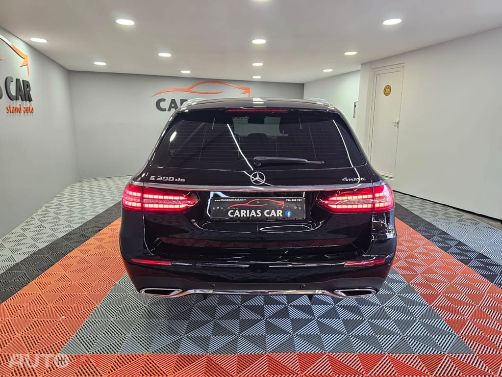 Mercedes-Benz E 300 de AMG Line