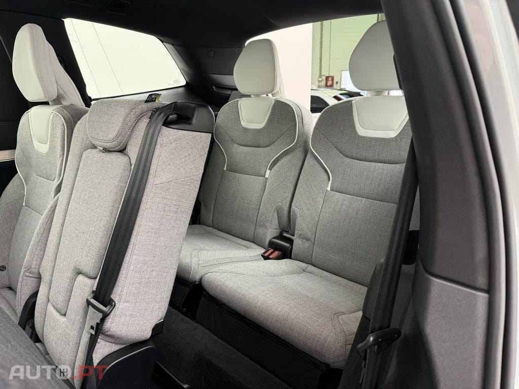 Volvo EX90 111 kWh Twin Motor Performance Ultra