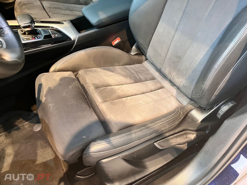 Audi A4 Avant 35 TFSI HYBRID  Attraction