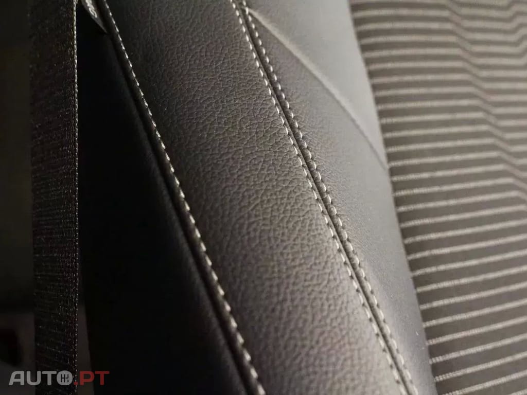 Mercedes-Benz CLA 250 e Progressive