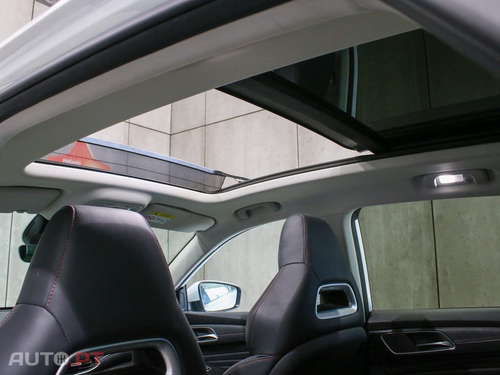 MG EHS 1.5 T-GDI Plug-in Hybrid Luxury