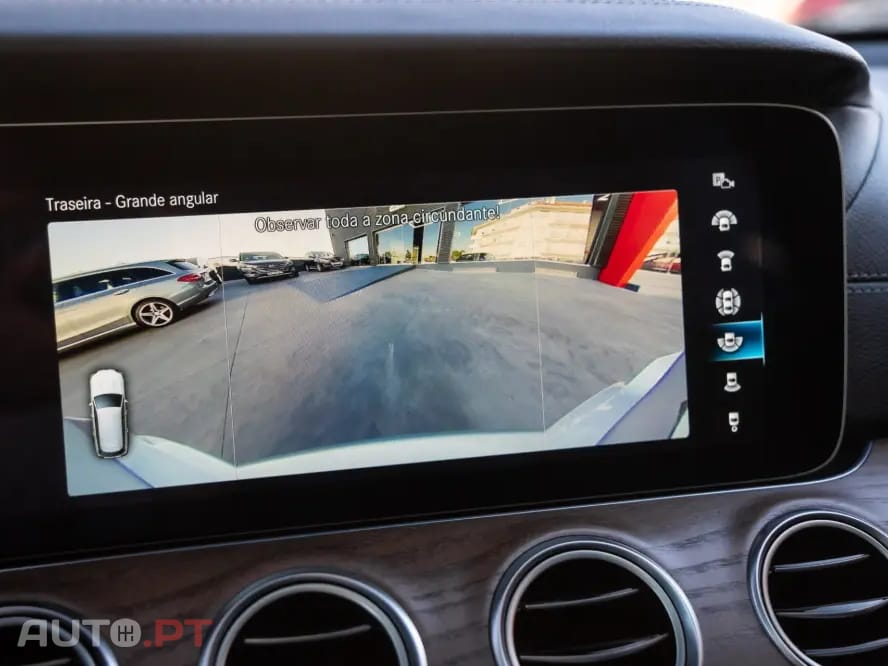 Mercedes-Benz E 300 de 9G-TRONIC AMG Line