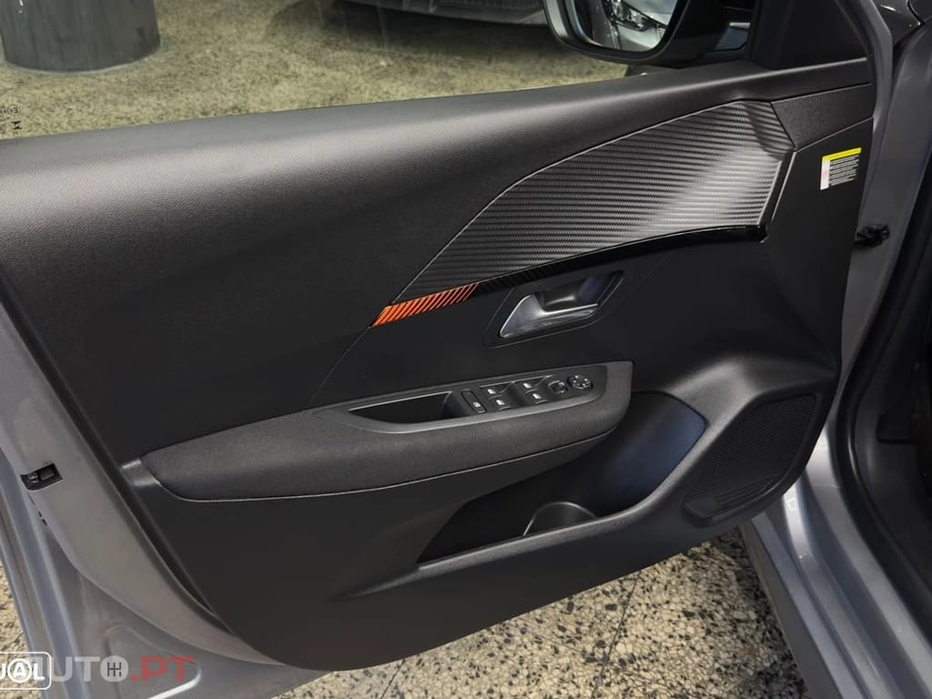Peugeot E-208 50 kWh Active Pack