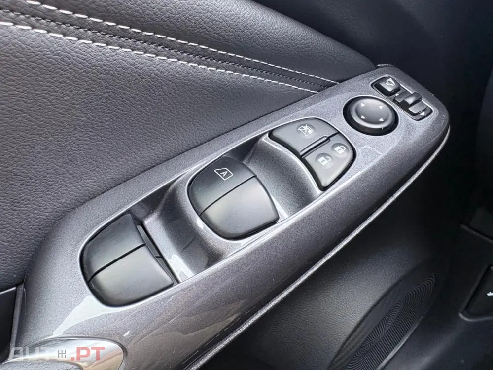 Nissan Juke 1.6 Hybrid N-Connecta