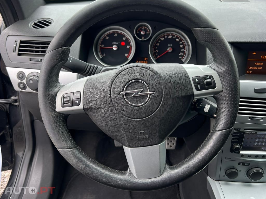 Opel Astra GTC 1.3 CDTi