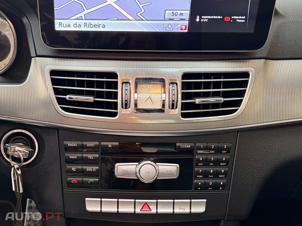 Mercedes-Benz E 300 BlueTEC Hybrid Avantgarde