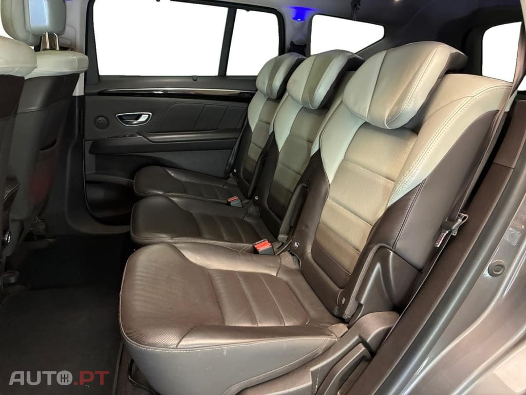Renault Espace 1.6 dCi Initiale Paris EDC