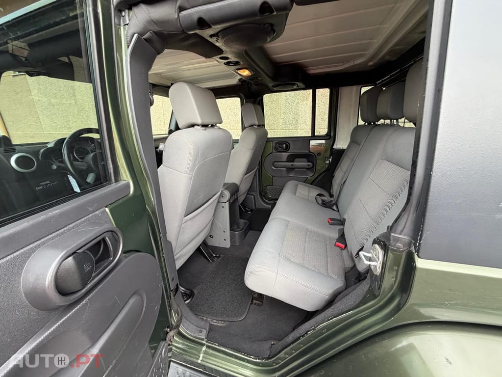 Jeep Wrangler 2.8 CRD ATX Sahara Limited