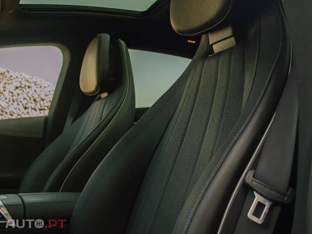 Mercedes-Benz EQE 350