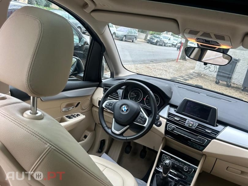 BMW 218 d Advantage