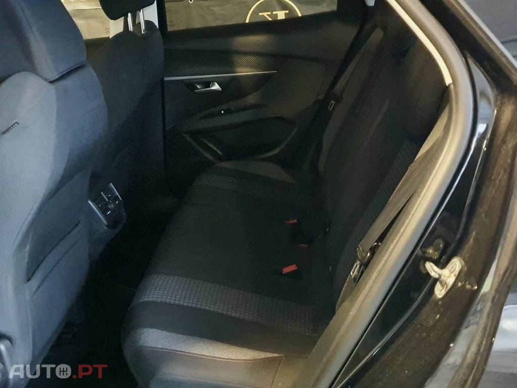 Peugeot 3008 BlueHDi 130 Stop & Start Allure Business-Pack