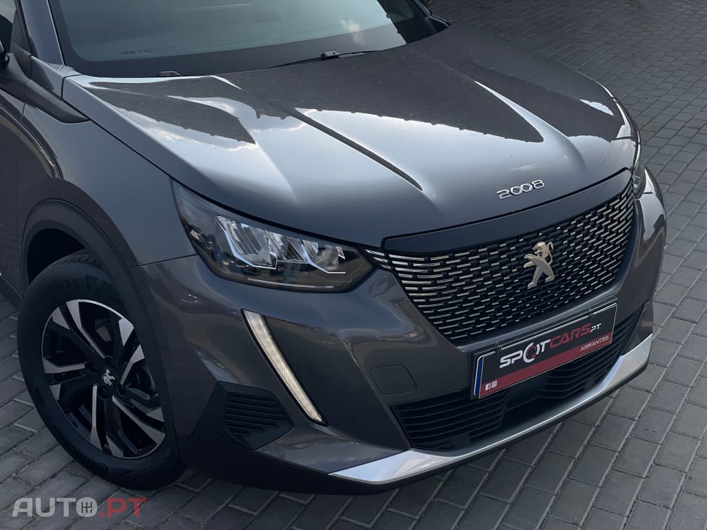 Peugeot 2008 1.2 PureTech Allure Pack