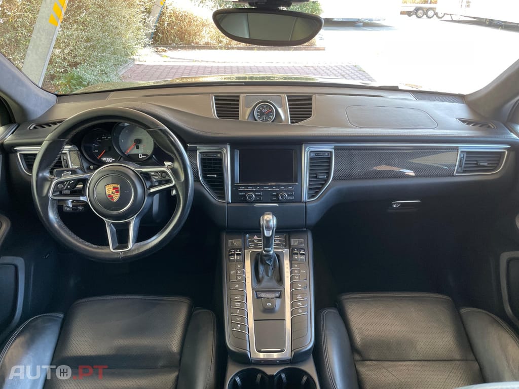 Porsche Macan S