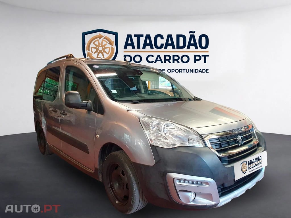 Peugeot Partner 1.2 PureTech Outdoor — fotografia 2
