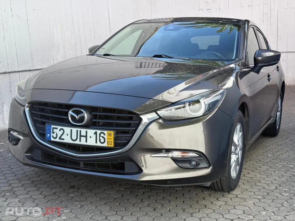 Mazda 3 1.5 Sky-G Evolve HS Navi