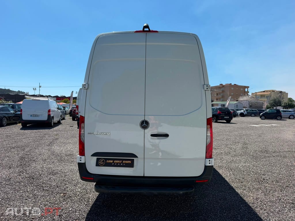 Mercedes-Benz Sprinter EXTRA LONGA
