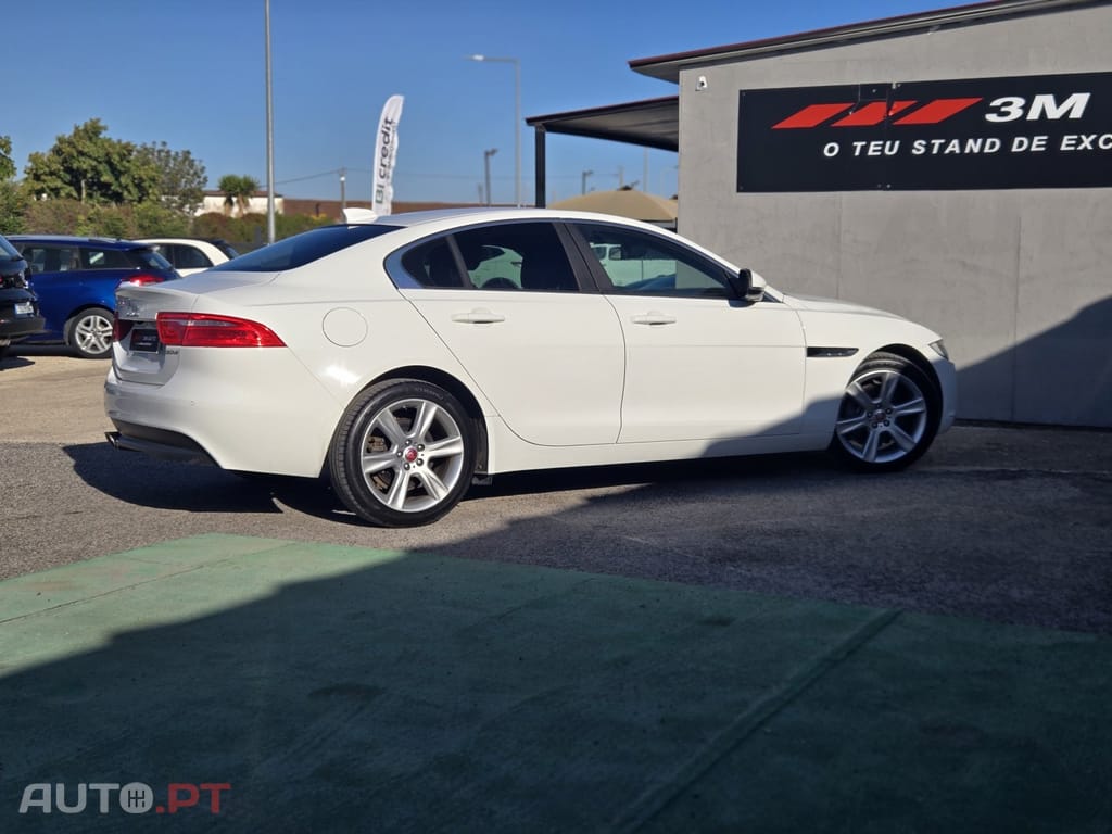 Jaguar XE 2.0 D Pure Aut.