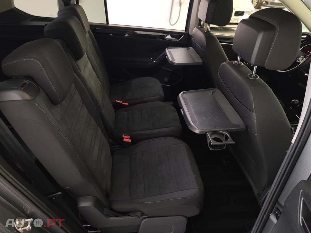 Volkswagen Touran 1.6 TDI Highline