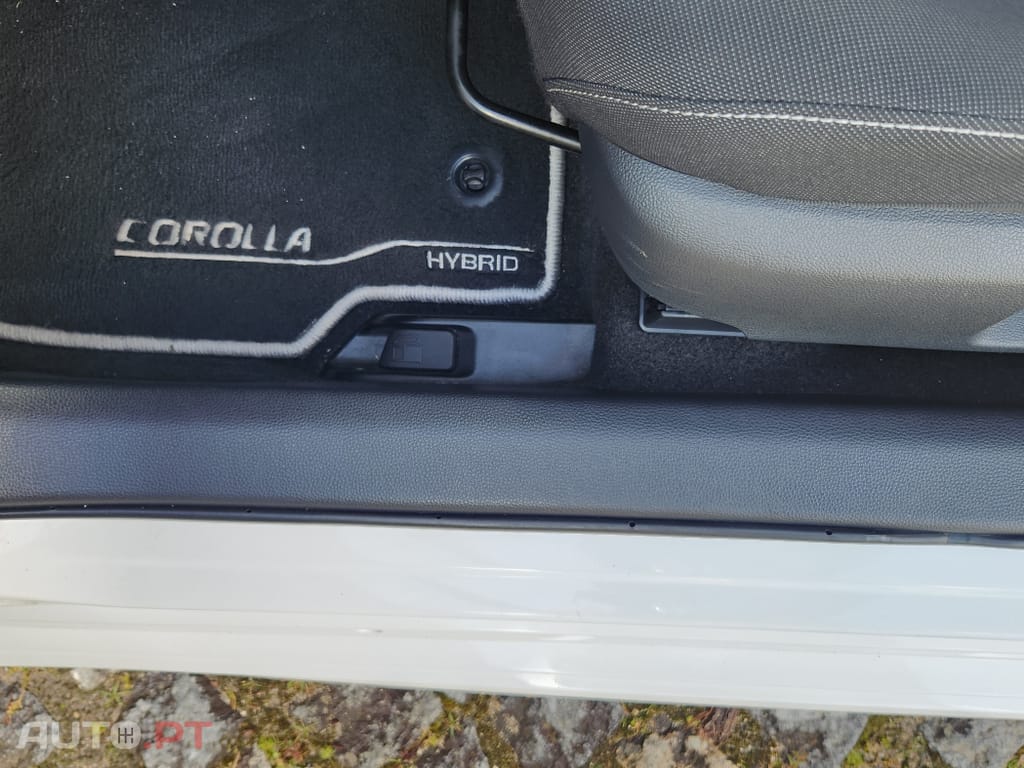 Toyota Corolla 1.8 Hybrid Comfort