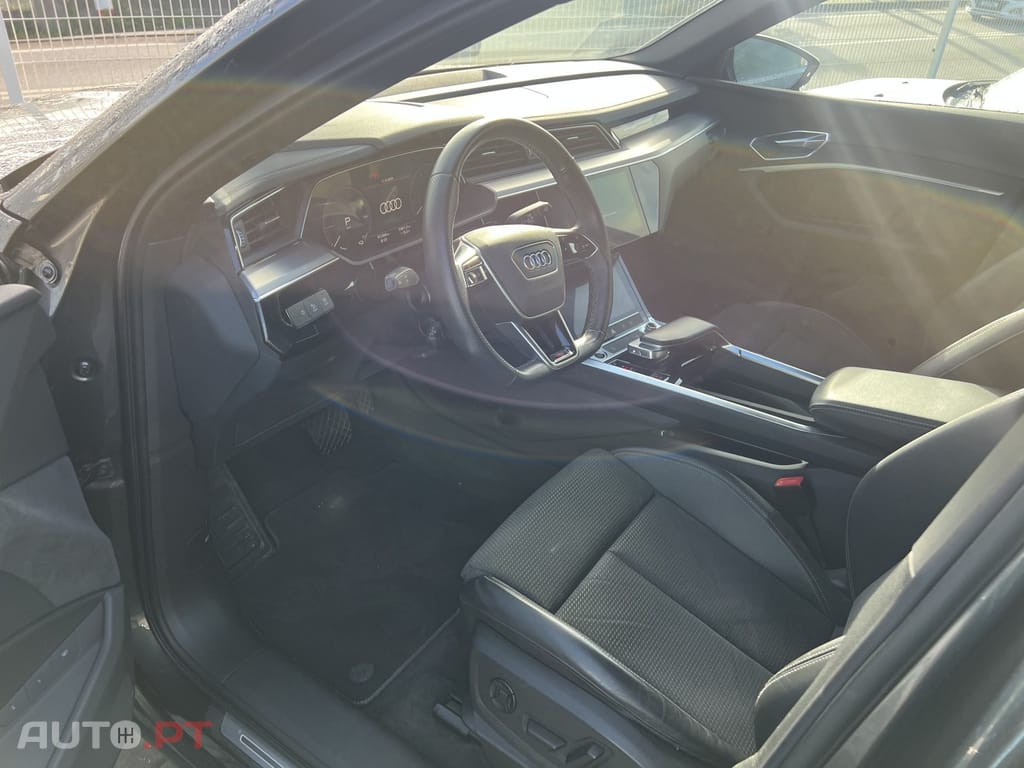 Audi E-Tron 55 quattro S line
