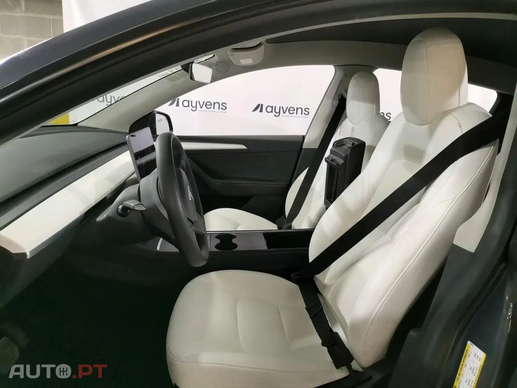 Tesla Model Y Long Range Tração Integral