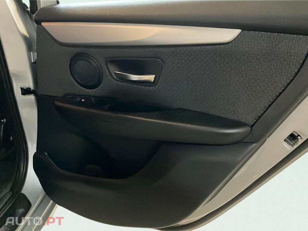 BMW 216 d Coporate Edition