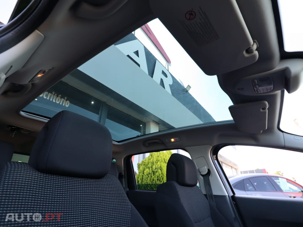Peugeot 5008 1.6 E-HDi 7L Active 2-Tronic