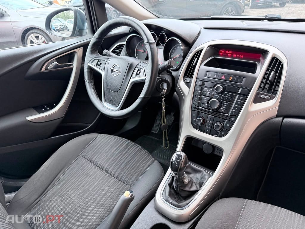 Opel Astra 1.3 CDTi Cosmo