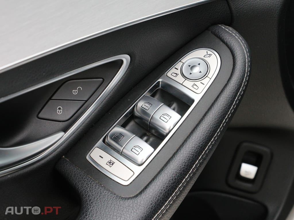 Mercedes-Benz C 300 de AMG Line
