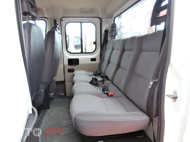 Peugeot Boxer HDi 333 L2H2 Confort