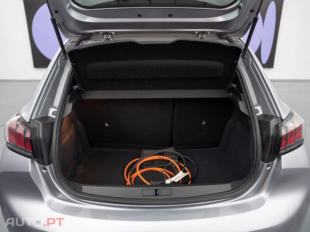 Peugeot E-208 50 kWh Active Pack