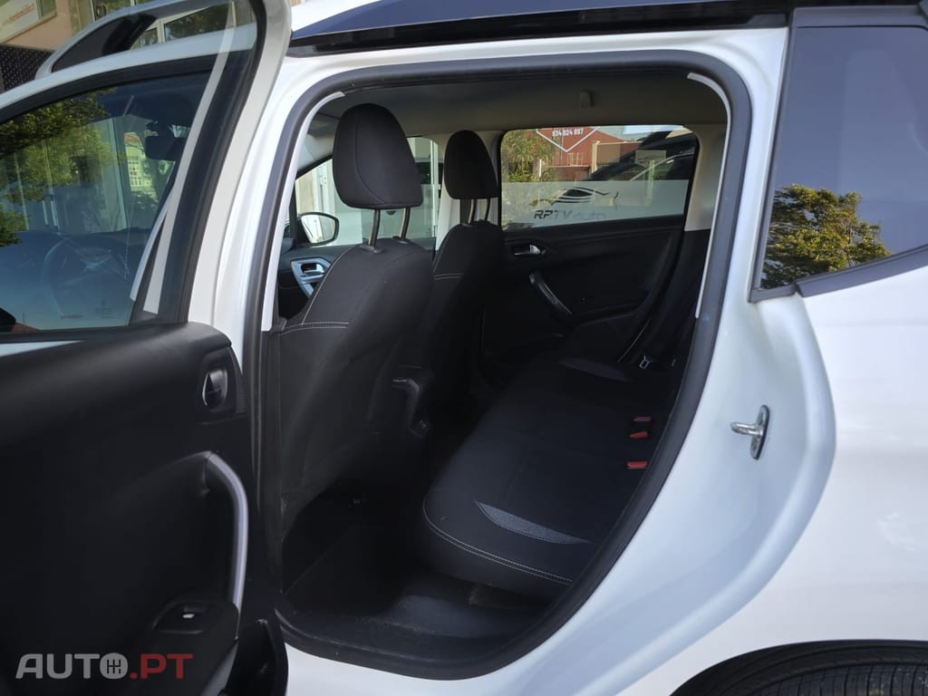 Peugeot 2008 1.2 PureTech Active