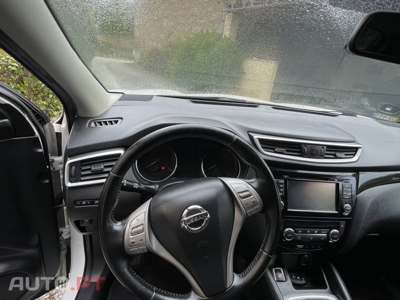 Nissan Qashqai 1.5 dCi N-Connecta 18 RS