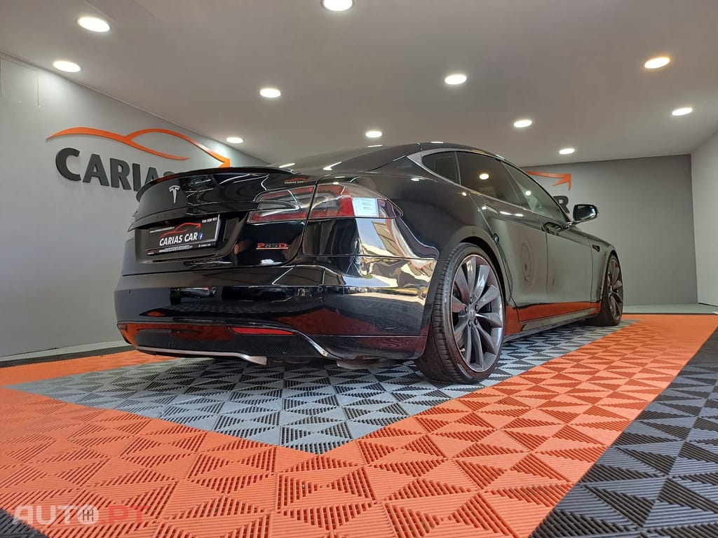 Tesla Model S P85D