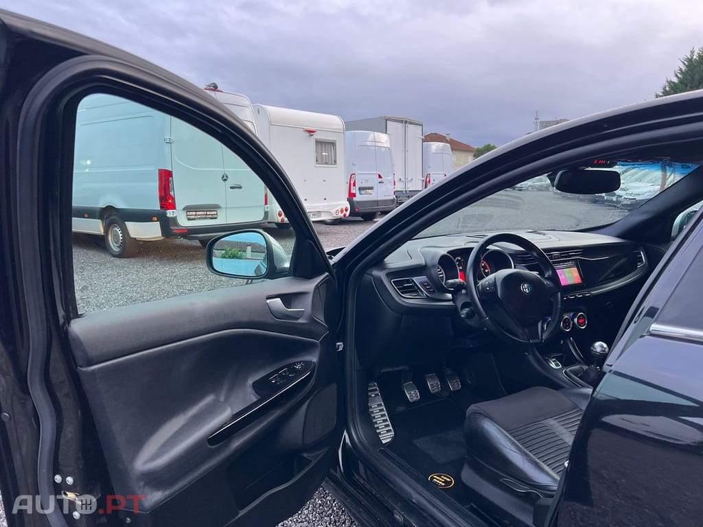 Alfa Romeo Giulietta 1.6 JTDm Distinctive