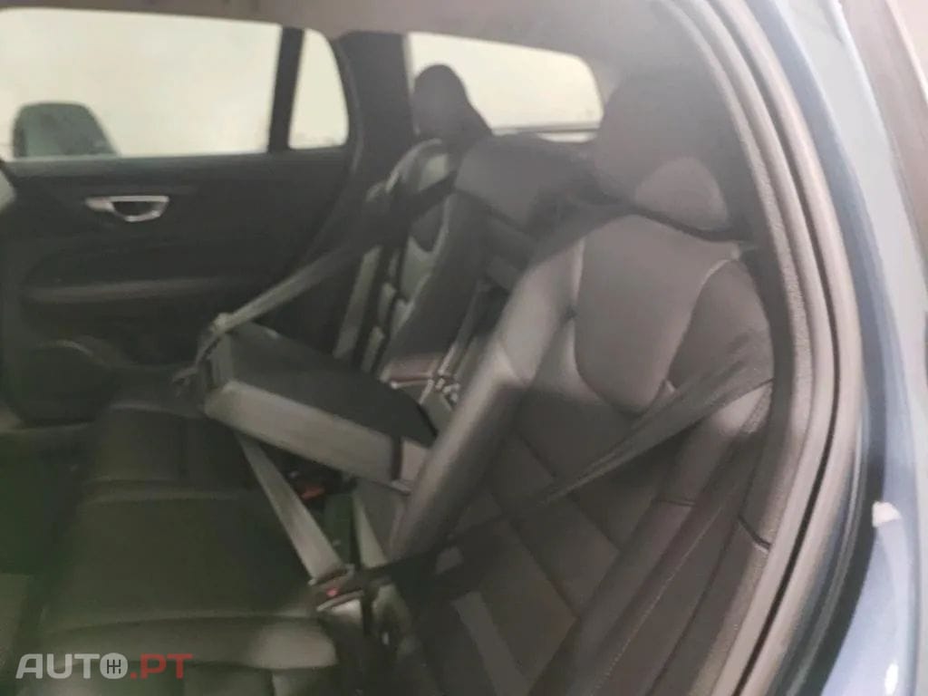 Volvo V60 2.0 T6 AWD TE Inscription Expression