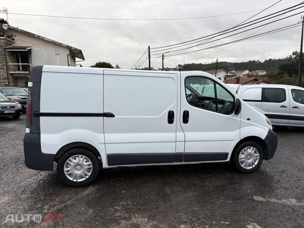 Opel Vivaro 1.9 CDTi L1 H1 2.7T
