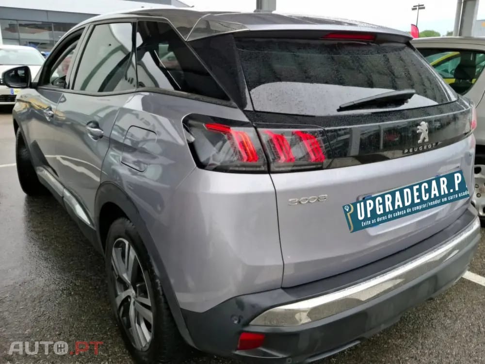 Peugeot 3008 1.6 Hybrid Allure e-EAT8