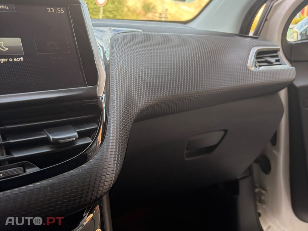 Peugeot 208 1.6 BlueHDi Allure