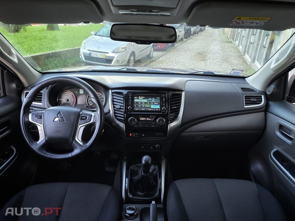 Mitsubishi L200 2.4 DI-D CD Instyle Strakar 4WD