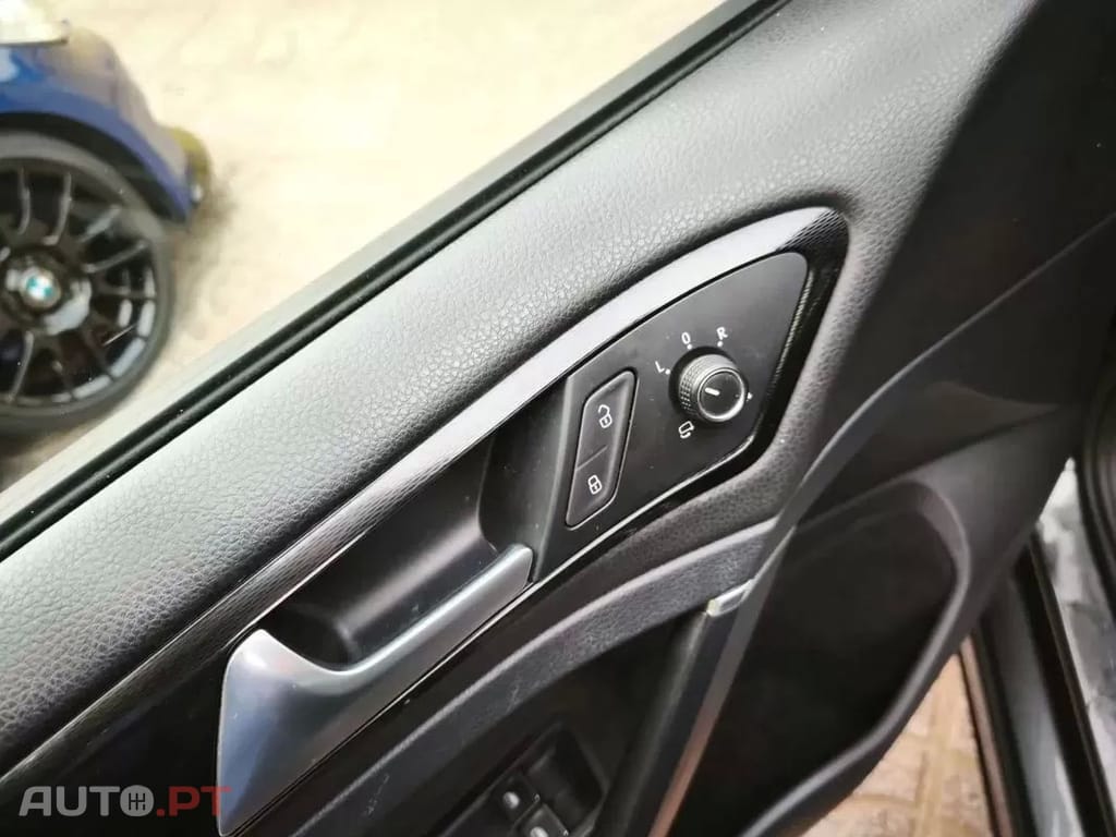 Volkswagen Golf  Gti Performance Bluemotion