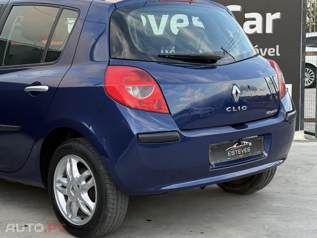 Renault Clio 1.2 16V Confort