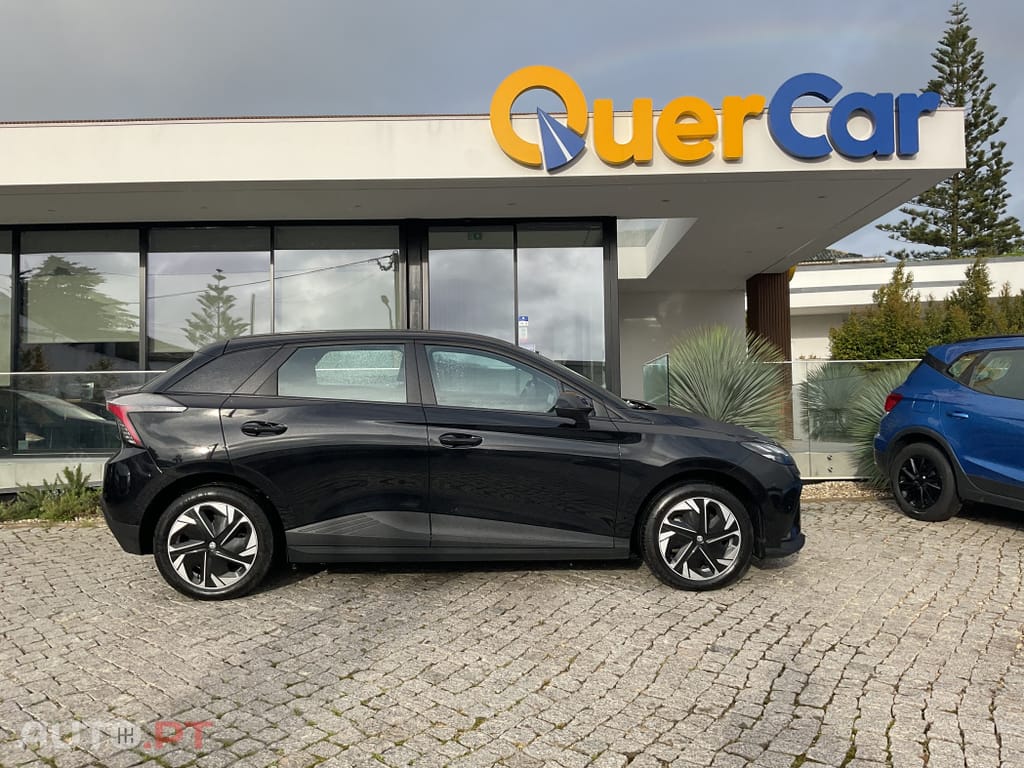 MG MG4 51 kWh Standard