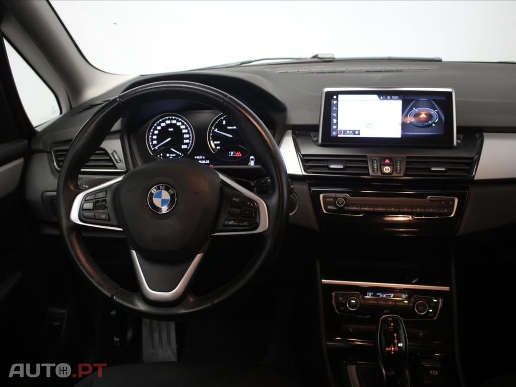 BMW 216 d Aut.