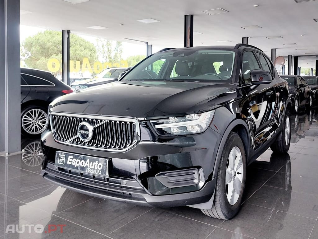 Volvo XC40 1.5 T2 Momentum