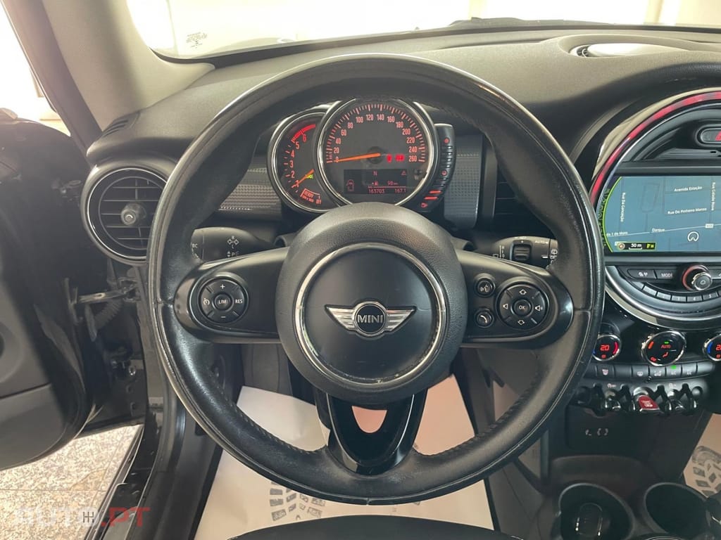MINI Cooper Cooper D