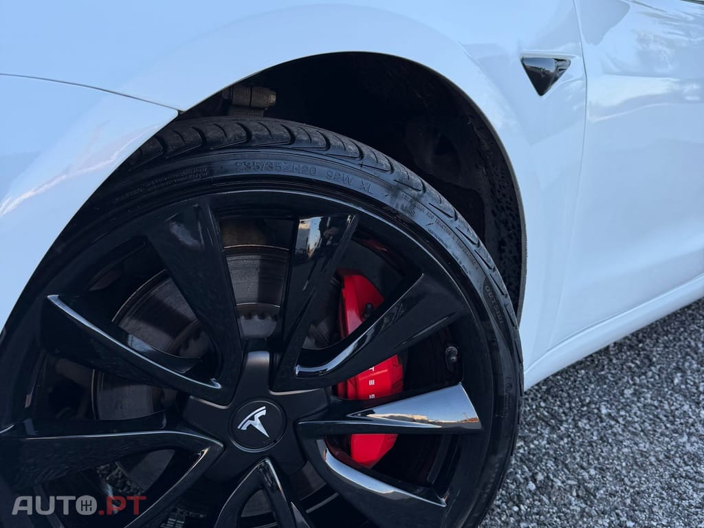 Tesla Model 3 Performance Dual Motor AWD