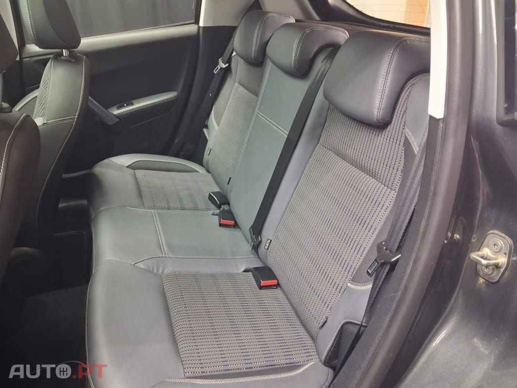 Peugeot 208 1.6 BlueHDi Style