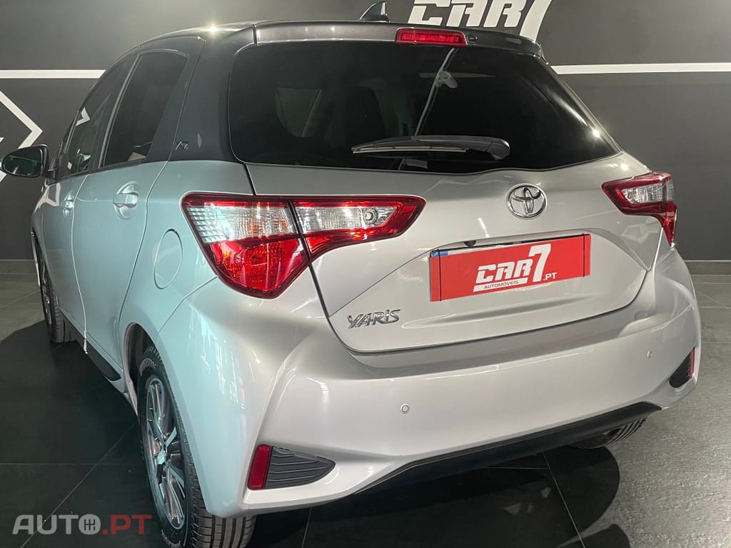 Toyota Yaris 1.0 VVT-i 20 Anos